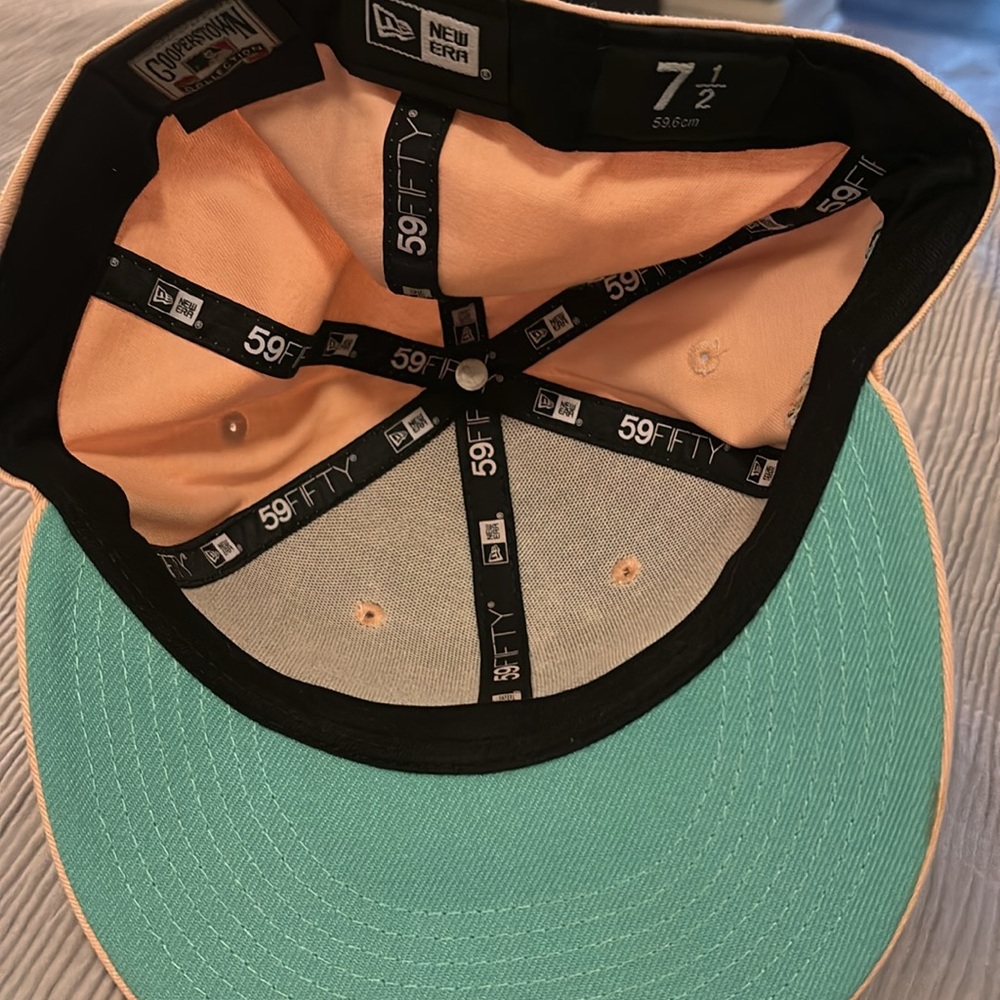 Rays Hat - Picture 2 of 2